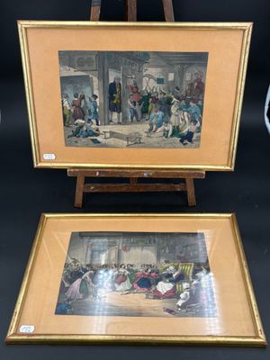 deux photos encadrées représentant une peinture montrant des personnes dans une pièce