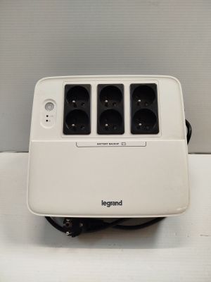 an image of a toaster with four outlets on it
