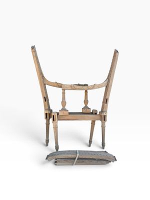chair made of wood with a seat made of wood and a seat made of wood and a seat made of wood with a seat made of wood and a seat made