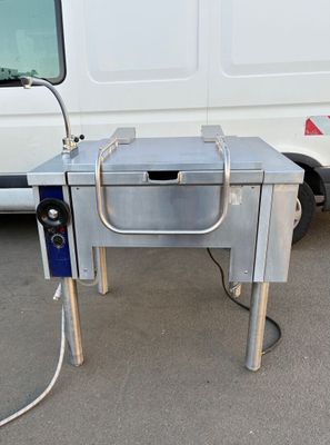 1 Sauteuse basculante Electrique de marque Charvet ( France)…