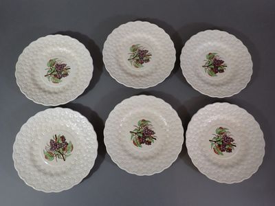 COPELAND. Ensemble de six assiettes de table en faïe…
