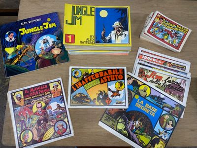 beaucoup de livres sur la table, avec des images dessus