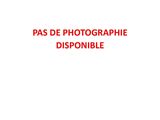 la couverture d'un livre avec la photo d'un homme en costume-cravate