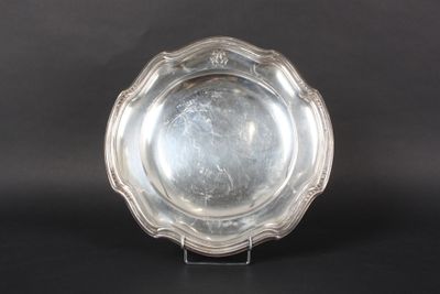 lot 130.2 - plat rond à contours en argent minerve, monogram… - Photo 1