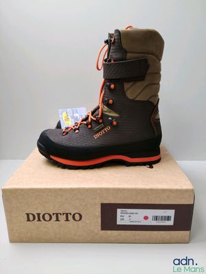 Bottes de randonnée imperméables pour homme Botto, dans leur boîte