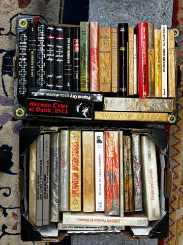 2 Cartons de 25 et 16 livres sur la deuxième guerre mondiale dont...