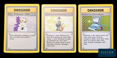 trois cartes sur lesquelles figurent différents types de personnages Pokémon