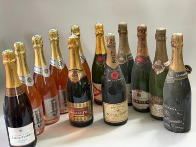 12 bouteilles Champagne divers MERCIER, LAFITTE etc Vieux