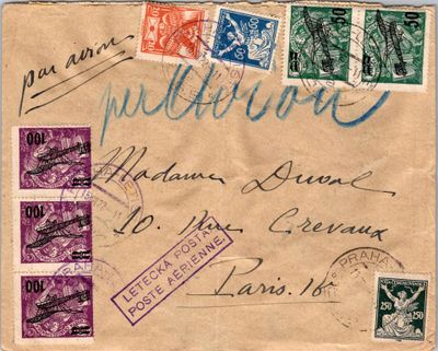 France et Monde : Timbres et enveloppes regroupés dans un cl…