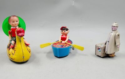 94 / D2 / Trois jouets mécaniques made in China. - Photo 1