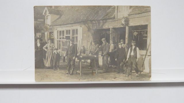 La Chapelle-Taillefert ??? : Carte-photo d’un Charron à situer. P...