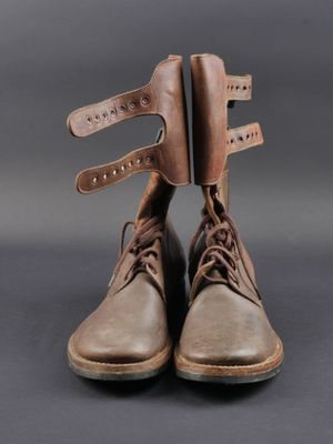 Buckle Boots. Uniform pair in brown leather. Attached leg... - 76791061 ...