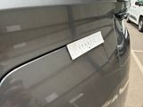 a sticker on the hood of a car that says villauto
