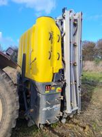 Pulvérisateur à rampes attelé 18 m alu et plastique jaune et…