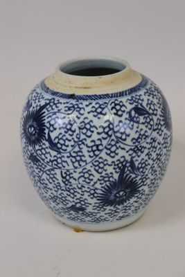 Pot à gingembre en porcelaine blanc bleue à décor demotifs a…
