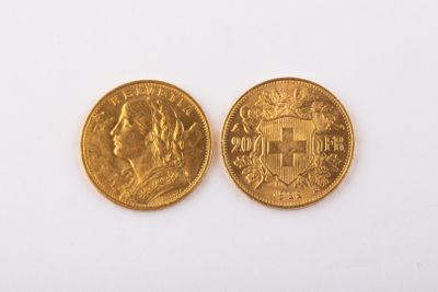 deux pièces d'or, dont l'une est un souverain et l'autre un souverain