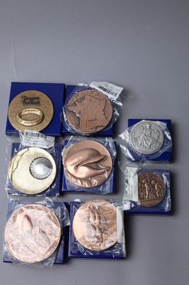 MONNAIE DE PARIS Huit médailles plates - Photo 1