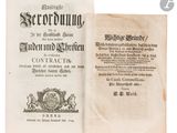 un vieux livre avec un titre en noir et blanc