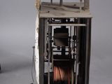 a small machine that is sitting on the ground
