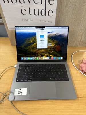 * Ordinateur portable APPLE MacBook Pro M3 (écran cassé) - Photo 1