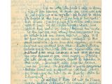 une vieille lettre manuscrite d'une femme qui écrit un poème