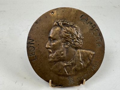 École, XIXe. Léon GAMBETTA. Médaillon en bronze patiné daté … - Photo 1