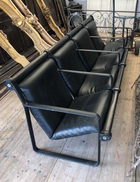 Objets d'art & Curiosités