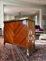 COMMODE A TRNASFORMATIONS en placage de bois de violette et … (photo 6)