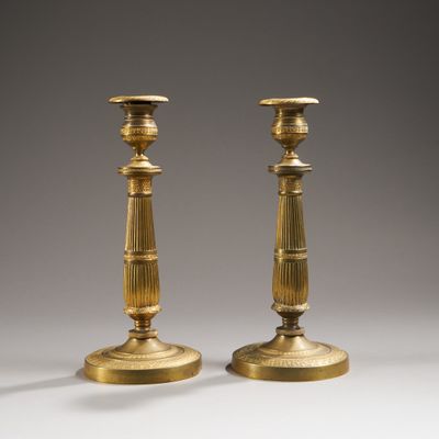 paire de chandeliers anciens en laiton