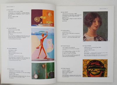 un livre ouvert avec des photos de personnes