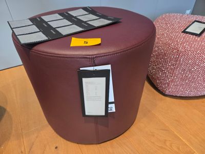 Pouf "Eden" Diamètre 45cm Prix d'achat TTC : 297,72€ Mise à …