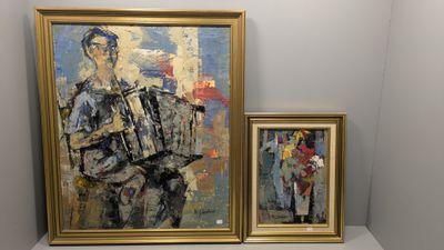 tableau représentant un homme jouant de l'accordéon à côté d'un tableau représentant une femme