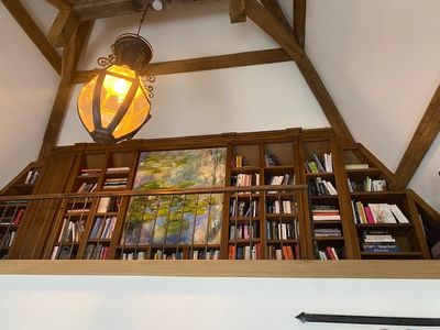 a light that is hanging from the ceiling in a room