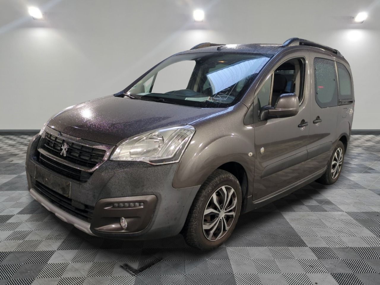 PEUGEOT - PARTNER TEPEE 1.6 BLUEHDI 100CH SS BVM5 OUTDOOR - …