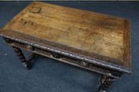 Table bureau en bois sculpté ouvrant par deux tiroirs en cei… (photo 2)