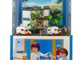 une photo d'un Playmobil représentant une femme dans la cuisine