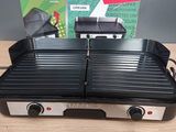 deux grills posés sur une table