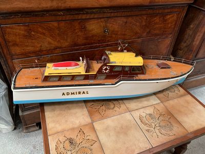 navire radio-commandé "Admiral". - Photo 1