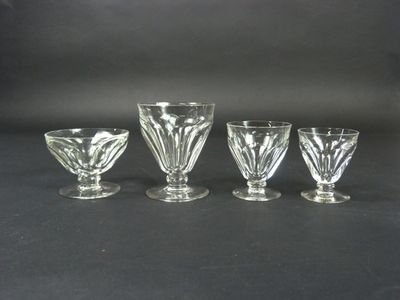 BACCARAT, modèle "Talleyrand" - Partie de SERVICE de VERRES …