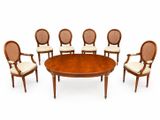 une image représentant un ensemble composé de six chaises et d'une table