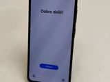 a close up of a cell phone with the dobra dobil button on it