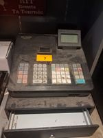 Caisse enregistreuse SHARP XE A207B, modèle ancien