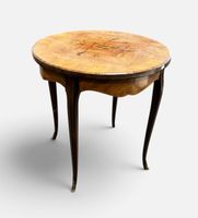 Paire de tables de salon en bois de placage, le plateau circ… (photo 3)