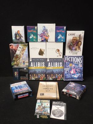 un grand nombre de livres posés sur une table
