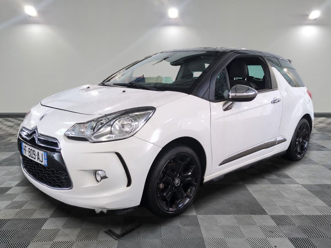 Citroën DS3 THP 155 Sport Chic - 2012 - Moteur allumé