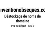une photo en noir et blanc d'un panneau sur lequel on peut lire « convention dessques com »