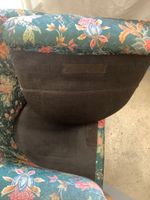 Un fauteuil cabriolet, structure bois, recouvert d’un tissu … (photo 5)