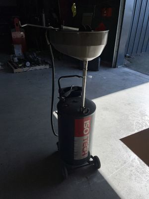 an image of a machine that is sitting in a garage