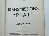 un livre ouvert avec un titre en noir et blanc