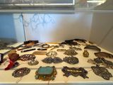 a table with many different types of jewelry on it